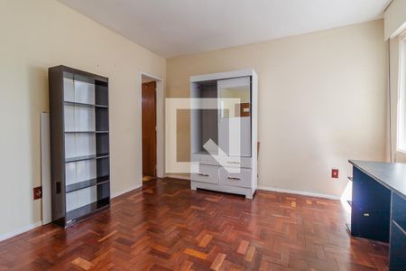 Sala/Dormitório de kitnet/studio para alugar com 1 quarto, 30m² em Coronel Aparicio Borges, Porto Alegre