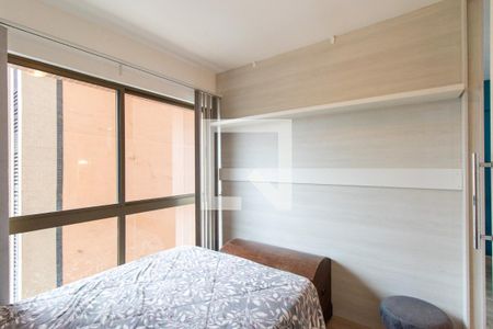 Quarto 1 de apartamento para alugar com 1 quarto, 33m² em Centro, Curitiba