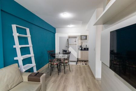 Sala de apartamento para alugar com 1 quarto, 33m² em Centro, Curitiba