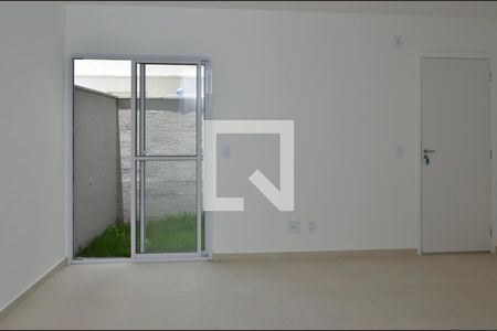 Sala de apartamento à venda com 2 quartos, 57m² em Vargem Grande, Rio de Janeiro