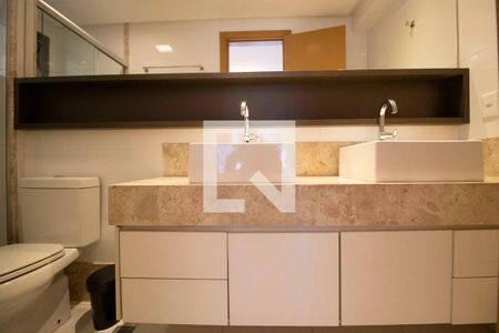 Apartamento para alugar com 150m², 3 quartos e 2 vagas Apartamento para alugar com 150m², 3 quartos e 2 vagasBanheiro da suíte 3