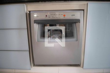 Apartamento para alugar com 150m², 3 quartos e 2 vagas Apartamento para alugar com 150m², 3 quartos e 2 vagasCozinha