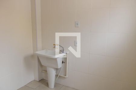 Cozinha/ Área de serviço de apartamento à venda com 2 quartos, 53m² em Ouro Branco, Novo Hamburgo