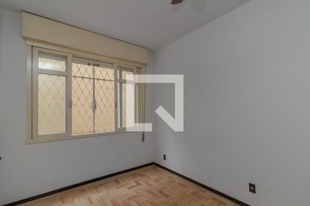 Quarto 2 de apartamento à venda com 2 quartos, 70m² em Auxiliadora, Porto Alegre