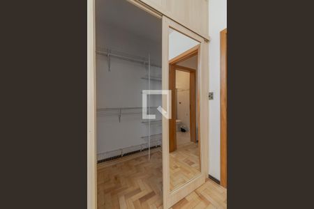 Quarto 2 de apartamento à venda com 2 quartos, 70m² em Auxiliadora, Porto Alegre