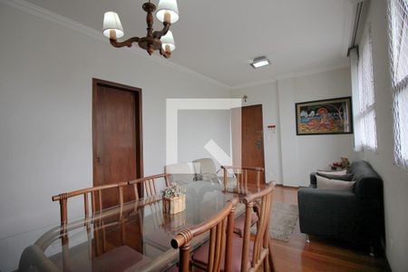 Sala de apartamento à venda com 2 quartos, 80m² em Colégio Batista, Belo Horizonte