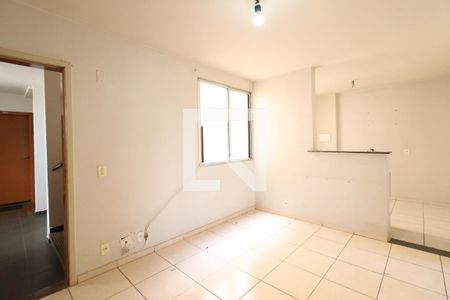 Sala de apartamento para alugar com 2 quartos, 46m² em Chácaras Tubalina E Quartel, Uberlândia