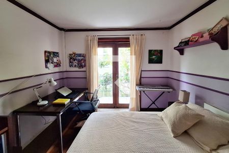 Casa de condomínio à venda com 210m², 3 quartos e 2 vagas Casa de condomínio à venda com 210m², 3 quartos e 2 vagasQuarto 1