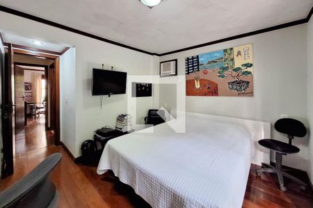 Casa de condomínio à venda com 210m², 3 quartos e 2 vagas Casa de condomínio à venda com 210m², 3 quartos e 2 vagasQuarto 2