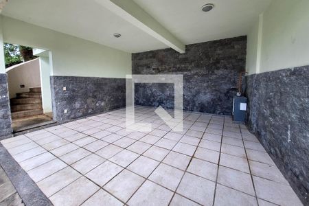 Casa de condomínio à venda com 210m², 3 quartos e 2 vagas Casa de condomínio à venda com 210m², 3 quartos e 2 vagasGaragem