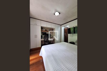 Casa de condomínio à venda com 210m², 3 quartos e 2 vagas Casa de condomínio à venda com 210m², 3 quartos e 2 vagasQuarto 2