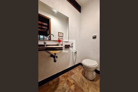 Casa de condomínio à venda com 210m², 3 quartos e 2 vagas Casa de condomínio à venda com 210m², 3 quartos e 2 vagasLavabo