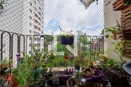 Sacada de apartamento à venda com 2 quartos, 61m² em Vila Santa Catarina, São Paulo