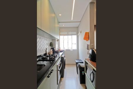 Cozinha de apartamento para alugar com 2 quartos, 48m² em Casa Verde, São Paulo