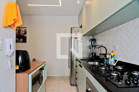 Cozinha de apartamento para alugar com 2 quartos, 48m² em Casa Verde, São Paulo