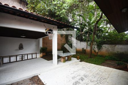 Quintal de casa à venda com 3 quartos, 622m² em Jardim Guedala, São Paulo