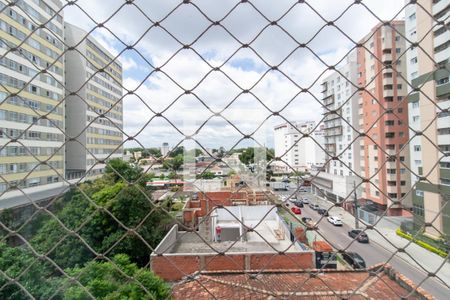 Vista do Quarto 1 de apartamento para alugar com 2 quartos, 60m² em Cristo Rei, Curitiba