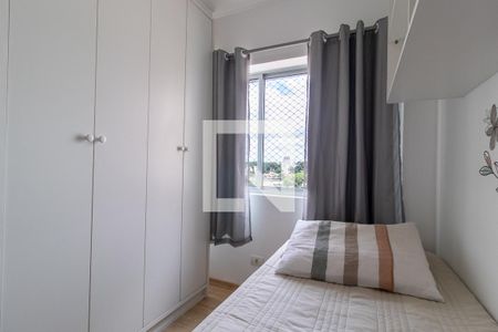 Quarto 1 de apartamento para alugar com 2 quartos, 60m² em Cristo Rei, Curitiba