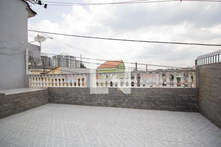 Vista de casa à venda com 3 quartos, 240m² em Vila Marina, São Paulo