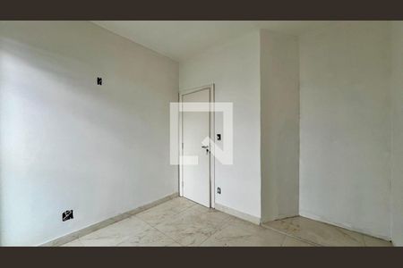 Quarto 2 de apartamento para alugar com 3 quartos, 75m² em Carlos Prates, Belo Horizonte