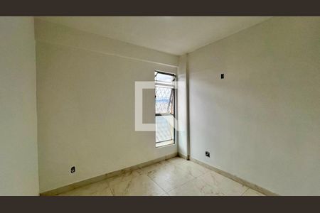 Quarto 2 de apartamento para alugar com 3 quartos, 75m² em Carlos Prates, Belo Horizonte