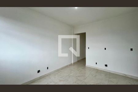 Sala de apartamento para alugar com 3 quartos, 75m² em Carlos Prates, Belo Horizonte