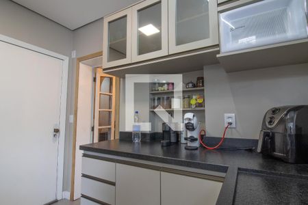 Cozinha de apartamento à venda com 3 quartos, 101m² em Petrópolis, Porto Alegre