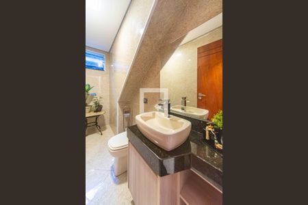 Lavabo de casa à venda com 5 quartos, 320m² em Jardim Las Vegas, Santo André