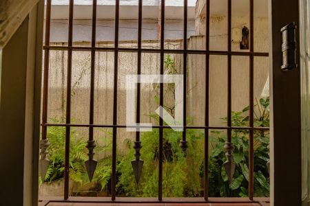 Vista Sala de casa à venda com 2 quartos, 180m² em Vila Campestre, São Paulo