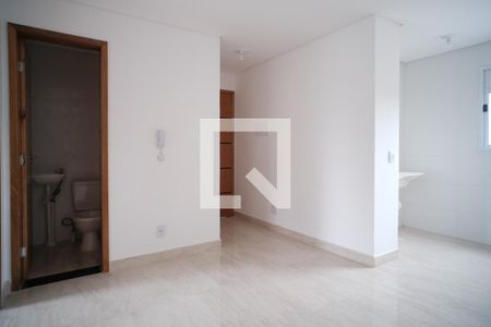Sala/ cozinha  de apartamento para alugar com 2 quartos, 31m² em Parque Paineiras, São Paulo