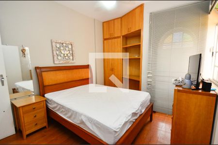 Suite de apartamento à venda com 3 quartos, 99m² em Santo Antônio, Belo Horizonte
