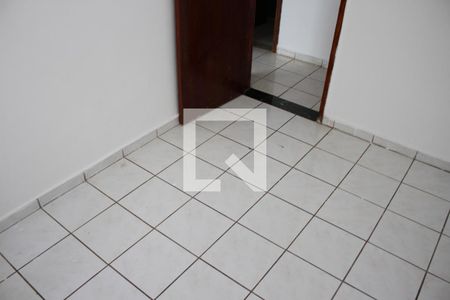 Quarto de casa para alugar com 3 quartos, 300m² em Vila Novo Horizonte, Goiânia