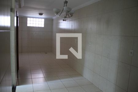 Sala  de casa para alugar com 3 quartos, 300m² em Vila Novo Horizonte, Goiânia