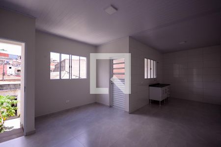 Sala/Cozinha de casa para alugar com 1 quarto, 50m² em Vila Moraes, São Paulo