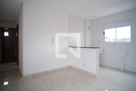 Sala/Cozinha/Área de Serviço de apartamento para alugar com 2 quartos, 36m² em Parque Paineiras, São Paulo