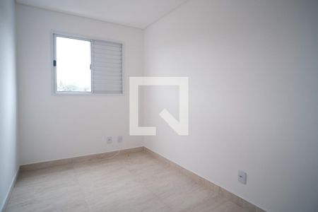 Quarto 1 de apartamento para alugar com 2 quartos, 36m² em Parque Paineiras, São Paulo