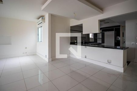 Sala de apartamento à venda com 2 quartos, 200m² em Icaraí, Niterói