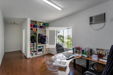 Casa à venda com 4 quartos, 356m² em Jaguaré, Osasco