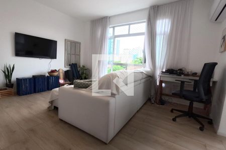 Sala de Estar  de apartamento para alugar com 2 quartos, 72m² em Ponta da Praia, Santos