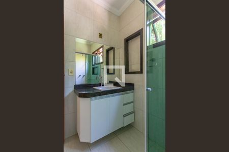 Banheiro Social de casa de condomínio à venda com 3 quartos, 115m² em Santa Amélia, Belo Horizonte