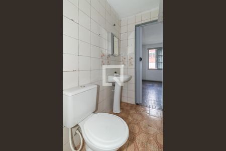 Banheiro da Suíte de apartamento à venda com 1 quarto, 54m² em Jardim Itu, Porto Alegre