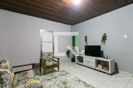 Sala de casa à venda com 3 quartos, 250m² em Jardim Sao Pedro, São Paulo