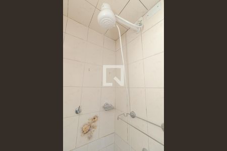 Banheiro de apartamento para alugar com 3 quartos, 64m² em São João, Porto Alegre