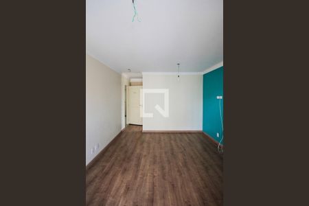 Sala de apartamento à venda com 3 quartos, 68m² em Vila Ivone, São Paulo