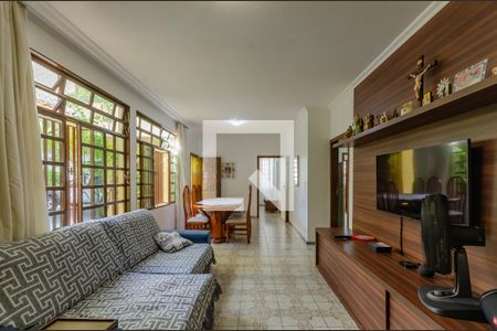 Sala de casa de condomínio à venda com 3 quartos, 207m² em Planalto, Belo Horizonte