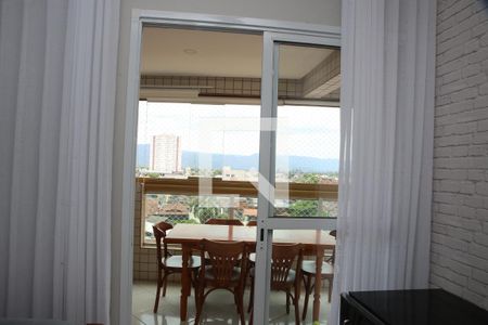 Vista da sala de apartamento para alugar com 1 quarto, 70m² em Tupi, Praia Grande