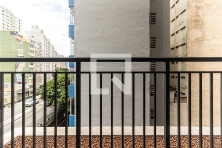 Varanda de kitnet/studio para alugar com 1 quarto, 27m² em Vila Buarque, São Paulo