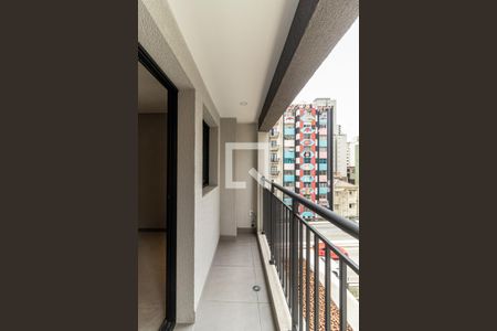 Varanda de kitnet/studio para alugar com 1 quarto, 27m² em Vila Buarque, São Paulo