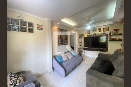 Sala de casa à venda com 3 quartos, 150m² em Vila Nivi, São Paulo