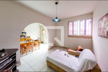 Sala de casa à venda com 3 quartos, 341m² em Coracao de Jesus, Belo Horizonte